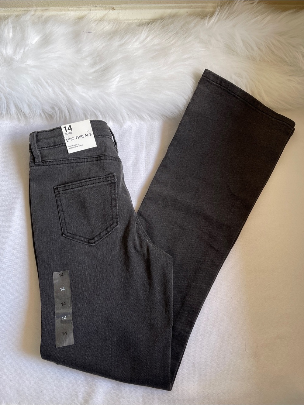 Epic Threads Big Girls Flare Fit Camden Wash Denim Size 14. NWT.